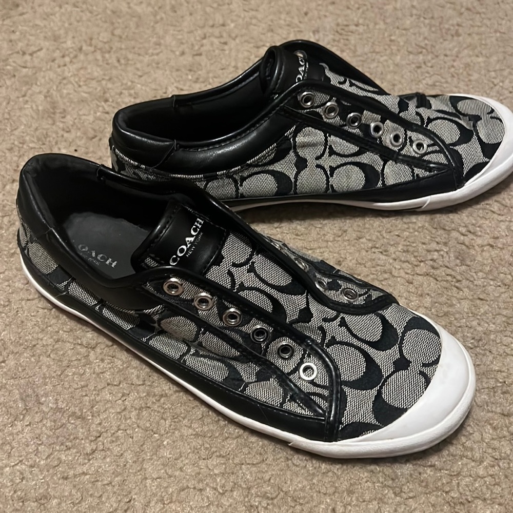 COACH Felix Black & White Slip-On Sneaker Size 9.5